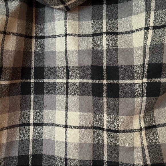 Lumberjill Apparel Maligne Coat - Picture 9 of 9